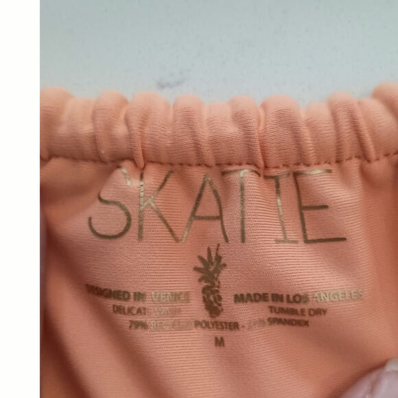 NWT Skatie bikini Designed in Venice orange cream top/buttercream bottom. Size M - Picture 6 of 9